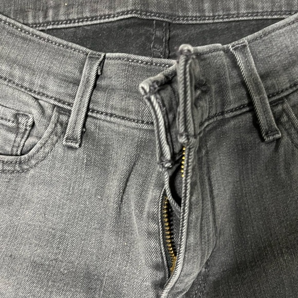 LEVI’S 710 SUPER SKINNY JEANS - Picture 3 of 4